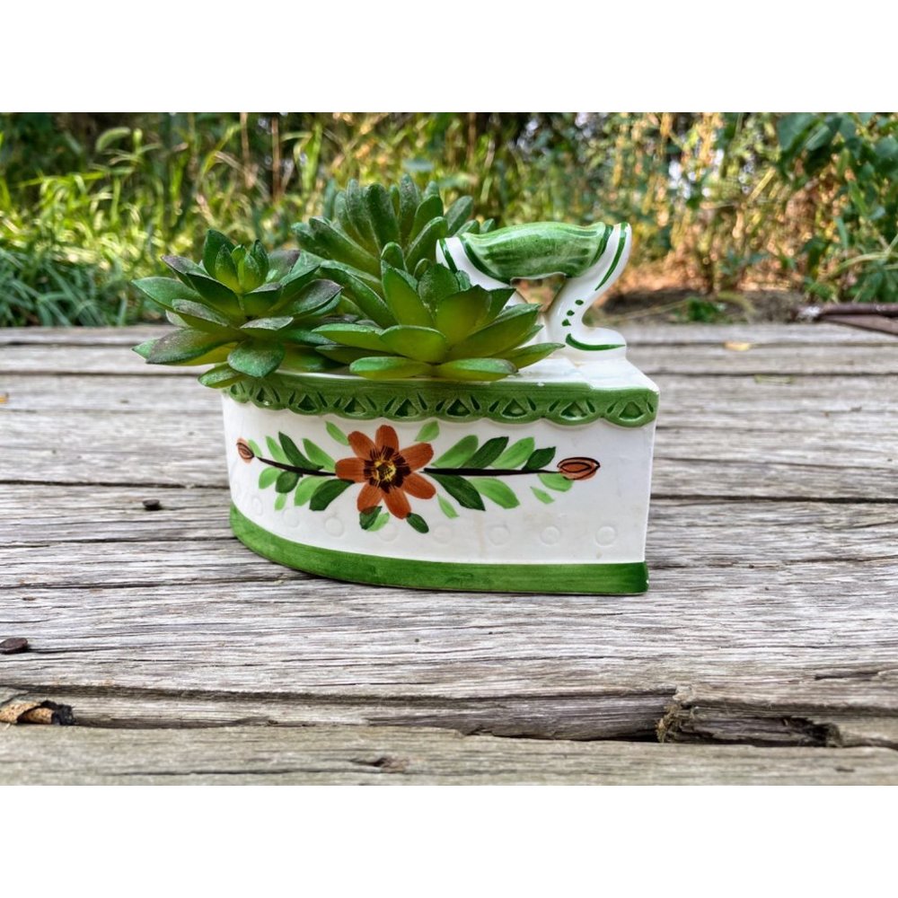 Vintage 1960s Ceramic SAD Iron Planter Vase floral - Picture 14 of 16